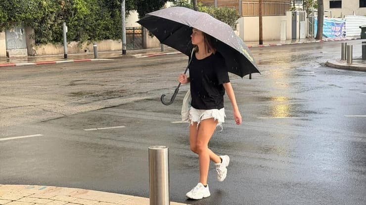 גשם בתל אביב (צילום: דני שדה ) גשם בתל אביב