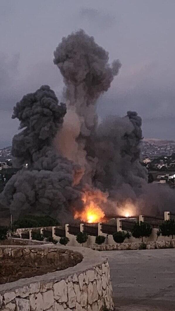   תיעוד מפיצוץ בכפר מיפדון בדרום לבנון
