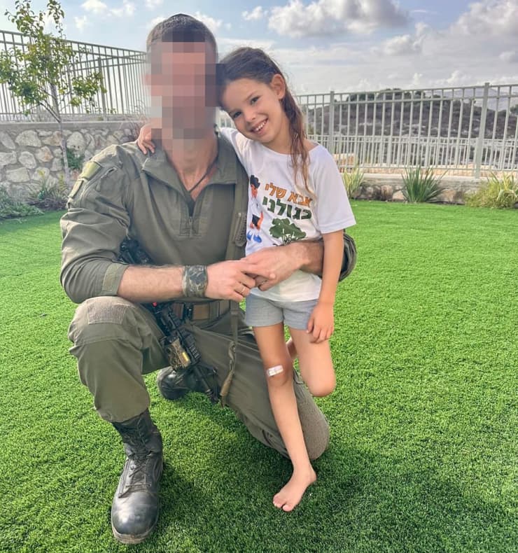 "אבא שלי בגולני". מג"ד 12 ובתו אלה מג"ד גולני מלווה את הבת שלו לכיתה א'