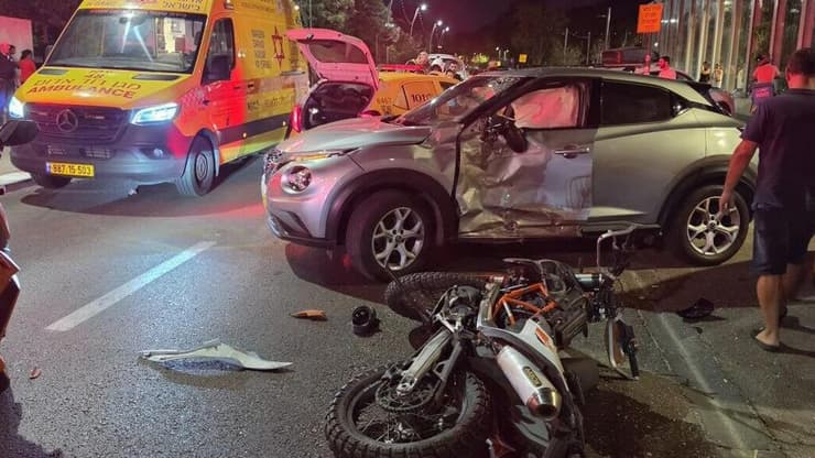 זירת הפגיעה ברמת השרון