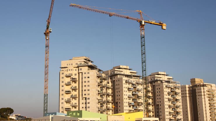 בנייה חדשה בבאר יעקב (אבי מועלם) בנייה באר יעקב