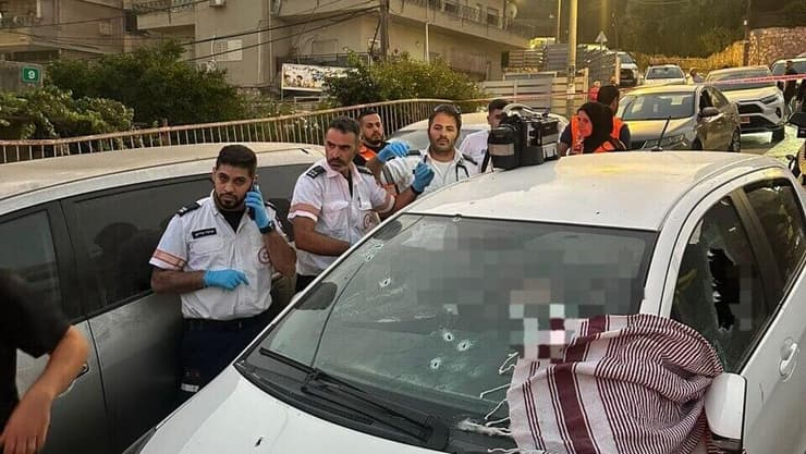 רצח כפול בנצרת (צילום: תיעוד מבצעי מד"א) רצח כפול בנצרת