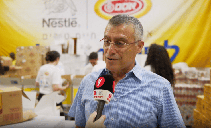 "המחויבות שלנו לביטחון המזון היא מוחלטת". מנכ"ל אסם נסטלה, אבי בן אסייאג (צילום: ירון שרון) אריזות לחג - אסם-נסטלה