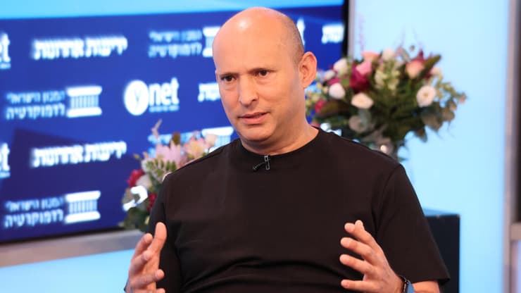 אחרי יותר עשור - מהפך ביחד לקהילה הגאה (צילום: יריב כץ) נפתלי בנט בועידת זמן הכרעה