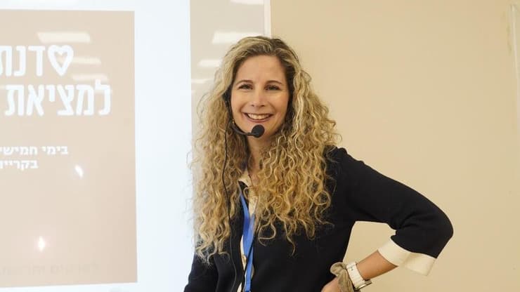 "חשוב להבין שאי אפשר לדעת מראש אם יש סיכוי". הפסיכולוגית איריס סולומון (צילום: אלינור וולנרמן) איריס סולומון