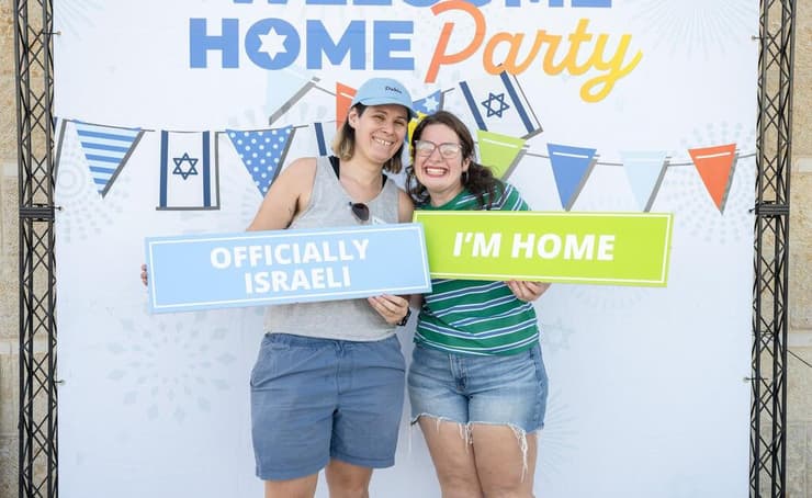 שירה דובין ובקה סטנפורד. מניו יורק לירושלים (צילום: נועם גרפינקל) שירה דובין ובקה סטנפורד