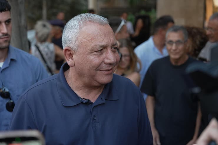 גדי איזנקוט (צילום: אלכס גמבורג) גדי איזנקוט