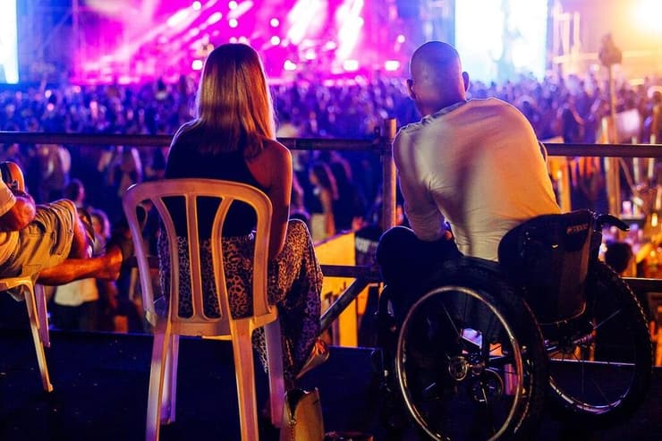 הנגישות היא חלק מהפסטיבל, ולא משהו צדדי שהוסיפו כדרך אגב. במה נגישה בפסטיבל "מגדה"   