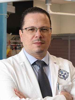 פרופ' פהד חכים, מנהל בית החולים האנגלי בנצרת