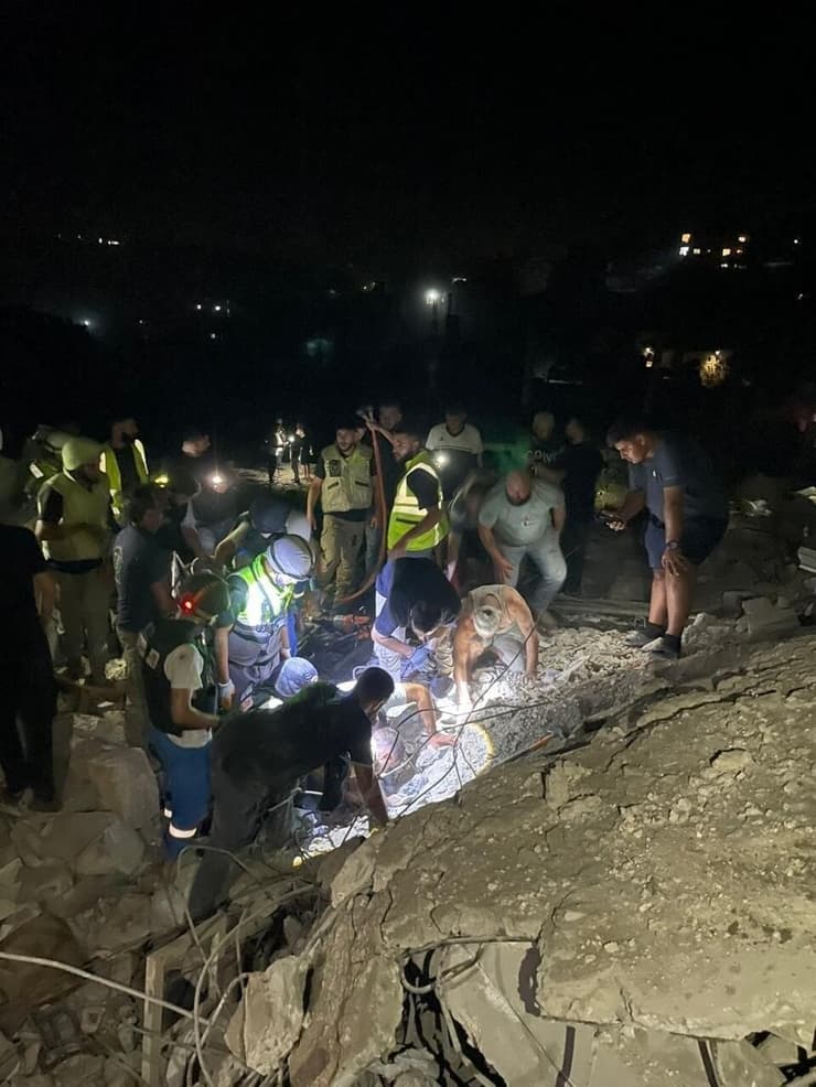 ההריסות מתקיפת צה"ל במיפדון, דרום לבנון