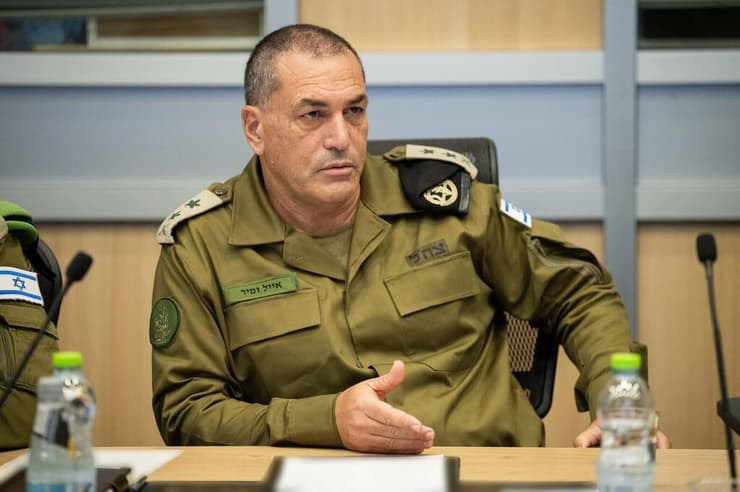 הרמטכ"ל כבר הזהיר ש"הקופה ריקה" (צילום: דובר צה"ל) הרמטכ"ל בהערכת מצב תרגילית
