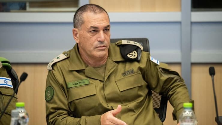זמיר. בצבא מזהים: יותר מלש"בים פונים לקבלת פטור על רקע נפשי (צילום: דובר צה"ל) הרמטכ"ל בהערכת מצב תרגילית