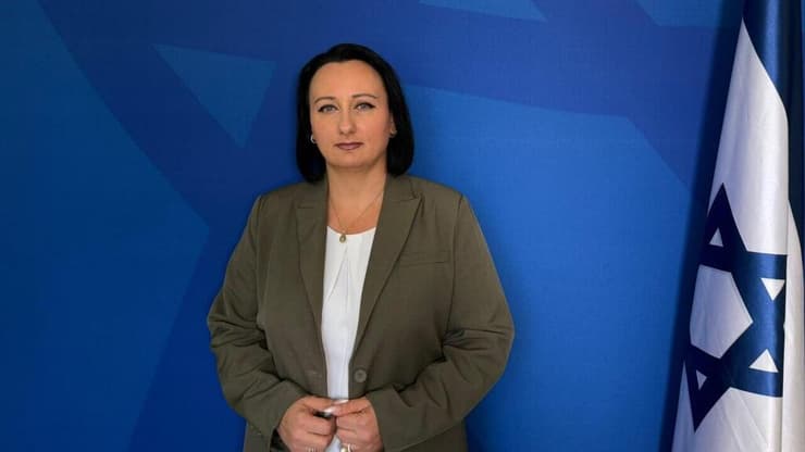 אלוירה קוליחמן, שואפת לקדם שורת נושאים אזרחיים, מהמלחמה בפרוטקשן ועד לטיפול ראוי בניצולי שואה אלוירה קוליחמן
