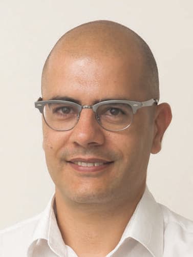 ערן ענבים