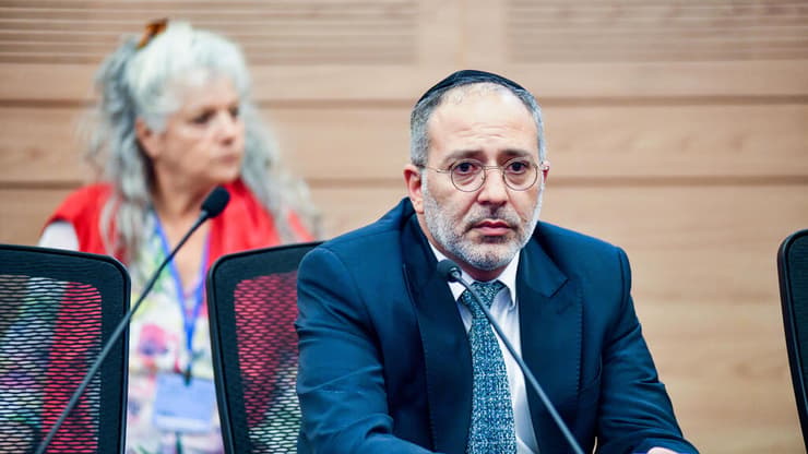 "יש להחזיר למפלגות ולציבור את הכלים לנהל יום בחירות חופשי, ישר ושקוף". ח"כ מלול (צילום: רפי קוץ) ארז מלול
