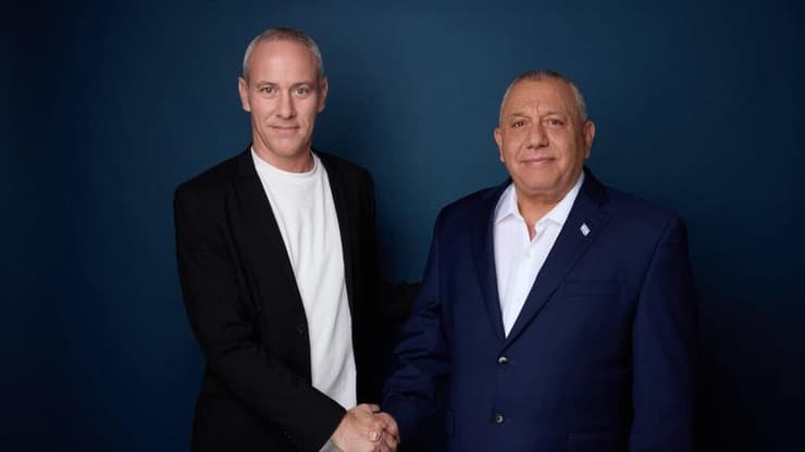 טרופר מצטרף לאיזנקוט (צילום: יהב טרודלר) טרופר מצטרף לישר!