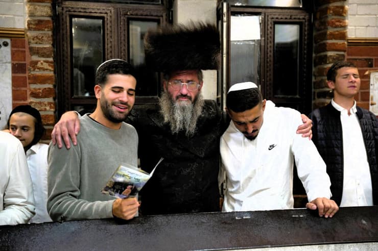 חברי המשלחת במהלך המסע