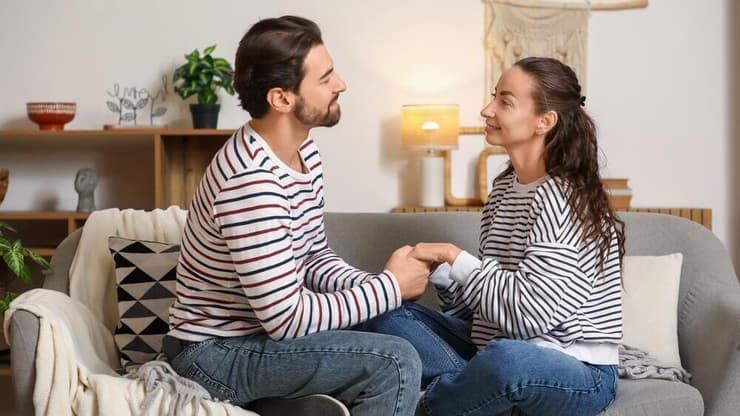 תרגיל זוגי לשנה החדשה (צילום: Shutterstock) זוג זוגיות אהבה