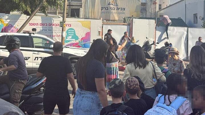 שערי בית ספר "אפיקים" בבני ברק רותכו שערי בית ספר אפיקים בבני ברק רותכו