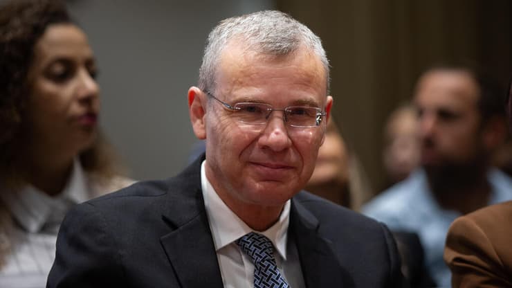 לוין על שופטי בג"ץ: "מבחינתם, כל האמצעים כשרים כדי להטות את תוצאות הבחירות" (צילום: אלכס קולומויסקי) יריב לוין