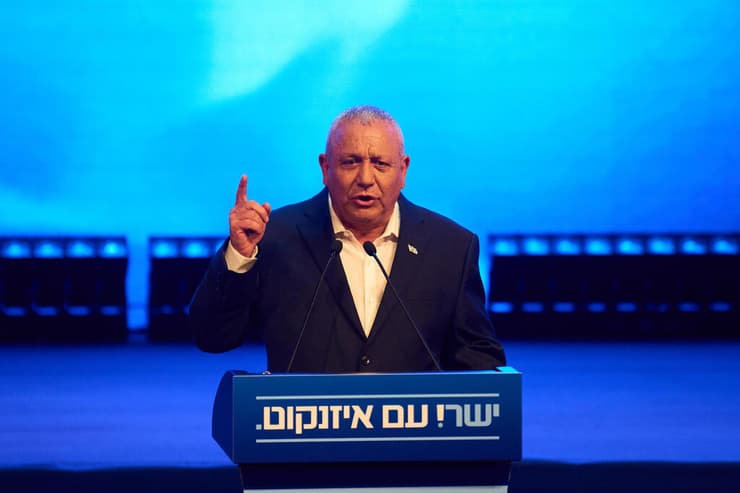 איזנקוט (צילום: AP Photo/Ariel Schalit) גדי איזנקוט