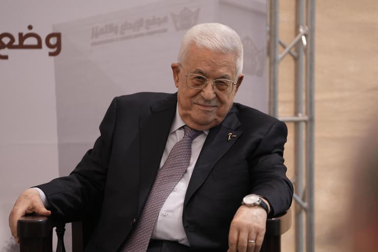 התאחדו נגדו. אבו מאזן (צילום: AP Photo/Mahmoud Illean) אבו מאזן