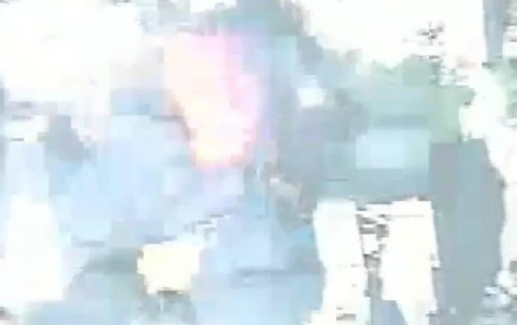 רגע הפצצת אחד ממחסני האמל"ח (צילום: דובר צה"ל) צה"ל משמיד מחסני אמל"ח ובור שיגור ברצועת עזה