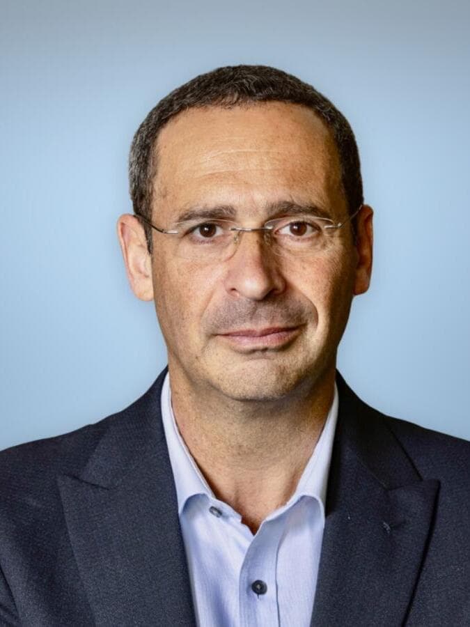 ד"ר שוקי פרידמן