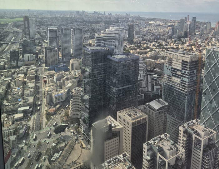 "הרוכשים ממתינים לוודאות". גוש דן (צילום: אורי חודי) "הרוכשים ממתינים לוודאות". גוש דן