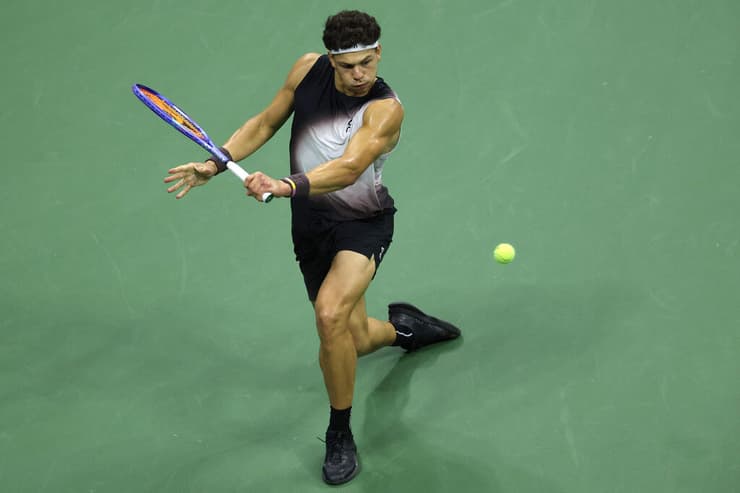 גמר גראנד סלאם ראשון בקרייה. שלטון (צילום: MATTHEW STOCKMAN / GETTY IMAGES NORTH AMERICA / AFP) בן שלטון