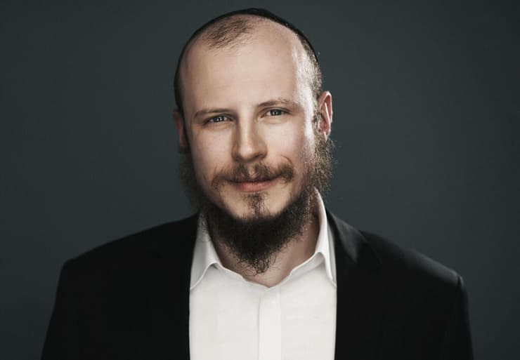 הרב אלישע פרל. "בישראל ראיתי עושר ותסיסה של החיים היהודיים" (צילום: Nechama Leitner) הרב אלישע פרל