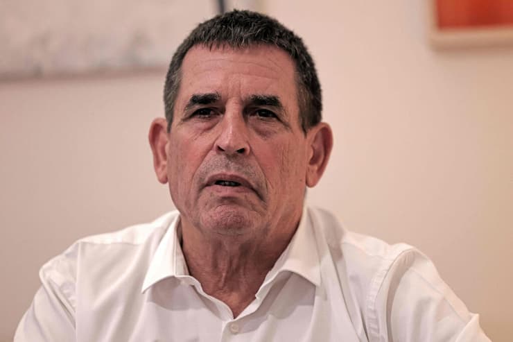 יואב סגלוביץ' (צילום: AHMAD GHARABLI / AFP) יואב סגלוביץ'
