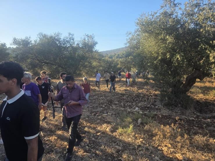 המשטרה מפזרת את ההפגנה ומבצעת מעצרים במג'ד אל-כרום (צילום: מובדא פרחאת) המשטרה מפזרת את ההפגנה ומבצעת מעצרים במג'ד אל-כרום