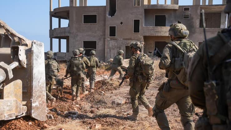 לוחמי צה"ל בדרום לבנון (צילום: דובר צה"ל ) איתור משגרים מוכנים לשימוש טרם הפסקת האש בדרום לבנון