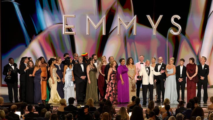 "הפיט" זוכה בסדרה הטובה ביותר בפרסי האמי ( KEVIN WINTER / GETTY IMAGES NORTH AMERICA / AFP) "הפיט" זוכה בסדרה הטובה ביותר בפרסי האמי