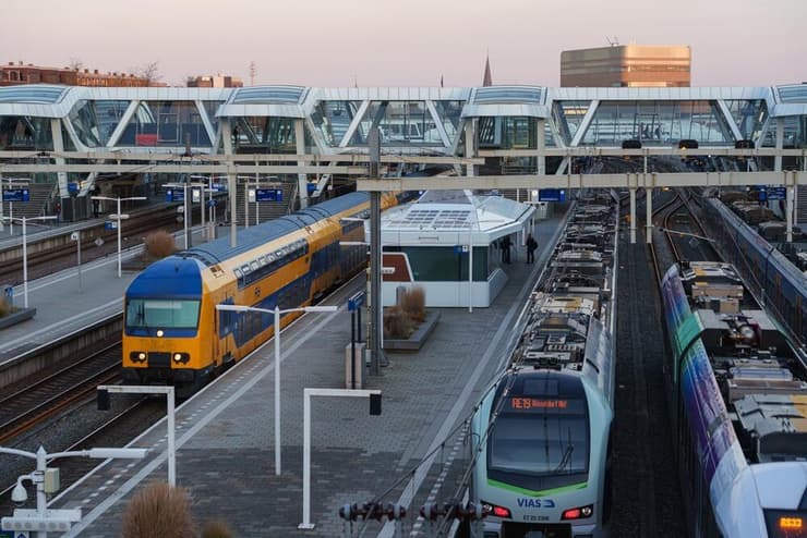 הולנד רכבת רכבות של חברת הרכבות הלאומית NS