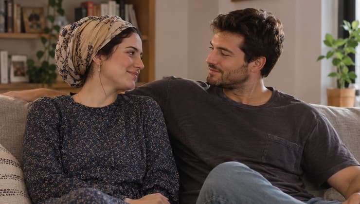 חילוני ודתיה (צילום: AI) חילוני ודתיה