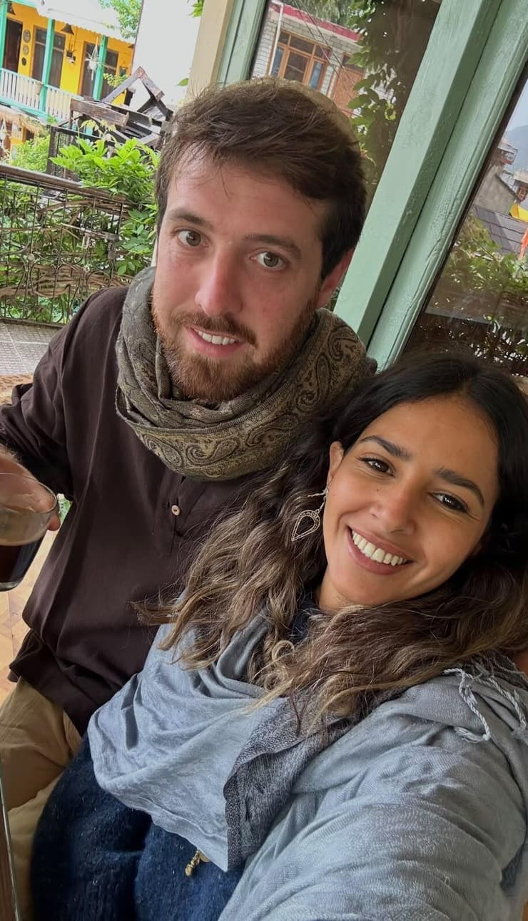 עדי ומנדי. "גם אם זה סיפור קצר, אז יש פה סיפור" (צילום: אלבום ביתי) עדי ומנדי