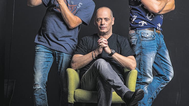 אדם (צילום: יובל חן) אדם ז"ל (במרכז)