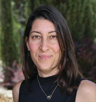 נגה מוסטובוי אלצפן (צילום: אייל כהן) נגה מוסטובוי אלצפן
