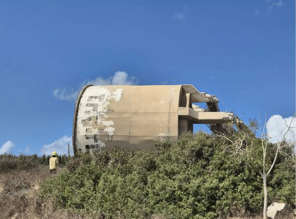 מגדל המים, אחרי הקריסה (צילום: מועצת בנימינה) מגדל המים ההיסטורי בבנימינה קרס