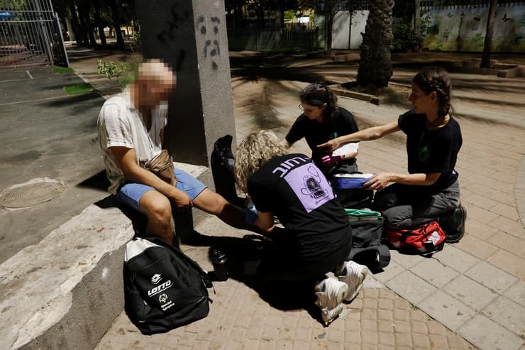 עמותת רפואת רחוב מציעה סיוע לדרי רחוב, אנשים בזנות וכו