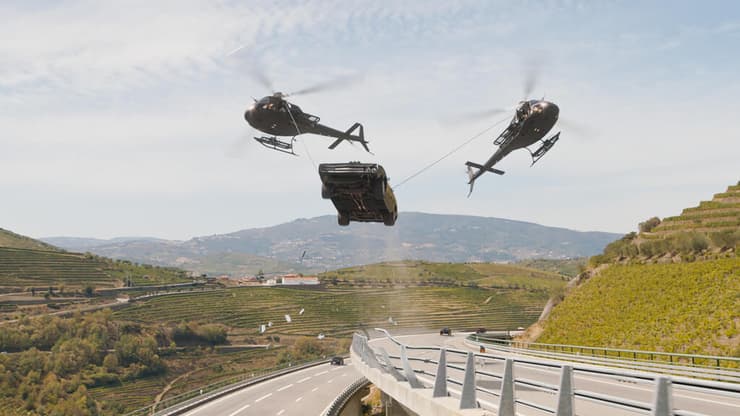 וזו עוד מהסצנות האמינות בסרט. מתוך "מהיר ועצבני 10" (צילום: באדיבות yes) מתוך "מהיר ועצבני 10"