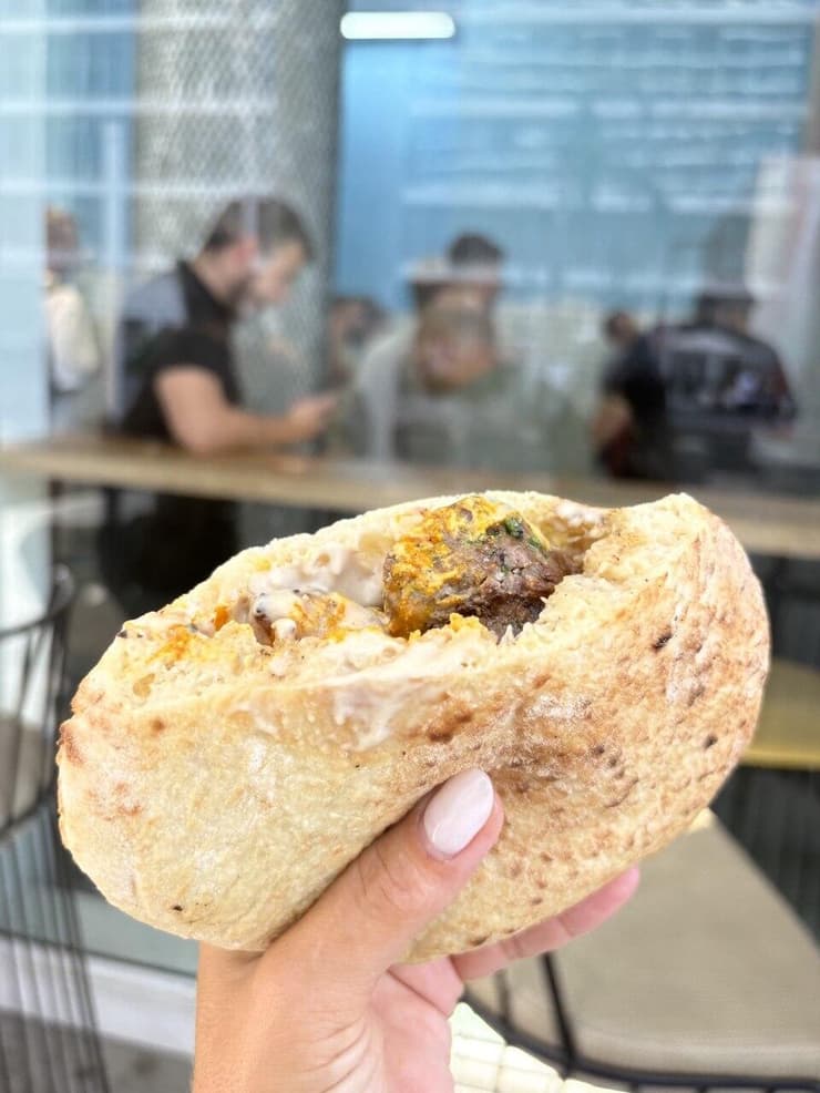 הפיתה של יסמין (צילום: תיקי גולן) הפיתה של יסמין
