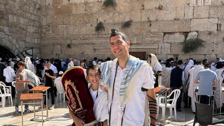 נתנאל שוקרון ז"ל יחד עם יואב