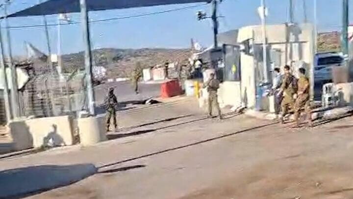 צילום: לפי סעיף 27א' מחוק זכויות יוצרים זירת הפיגוע במחסום