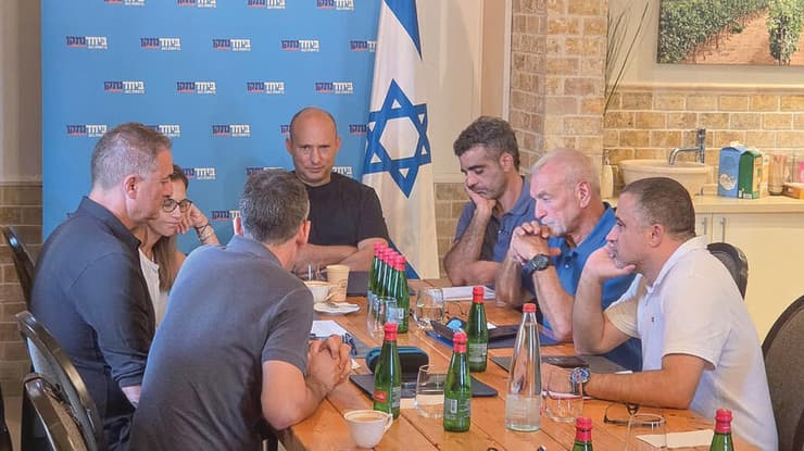 "הצפון והדרום לא סימטריים". בנט וראשי הרשויות "הצפון והדרום לא סימטריים". בנט וראשי הרשויות
