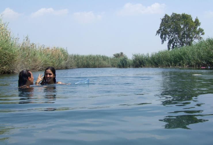 מסלול חווייתי. בריכה בנחל הקיבוצים (צילום: ערן ודוד גל אור) מסלול חווייתי. בריכה בנחל הקיבוצים