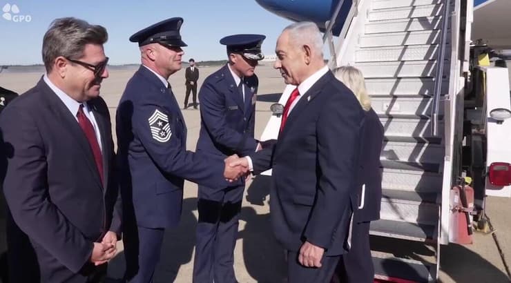 הגעת רה"מ לארה"ב. מנהיגים תקפו את ישראל בזה אחר זה (צילום: עומר מירון, לע"מ) ראש הממשלה ורעייתו נחתו בארה"ב לקראת נאומו באו"ם