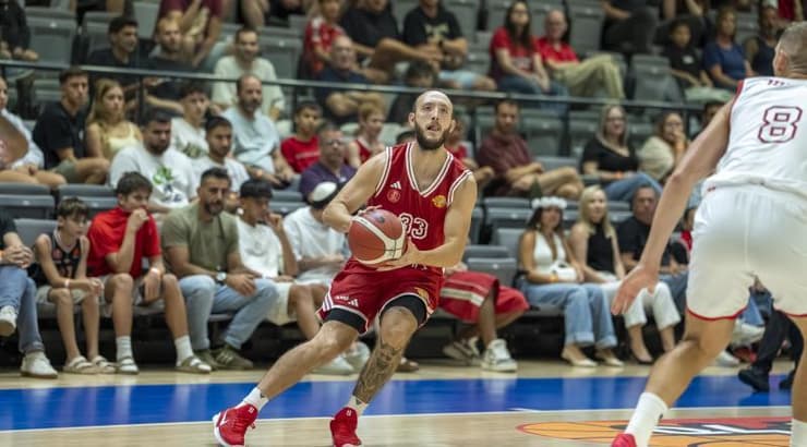 מקס היידגר בזריקה (רועי כפיר) מקס היידגר בזריקה